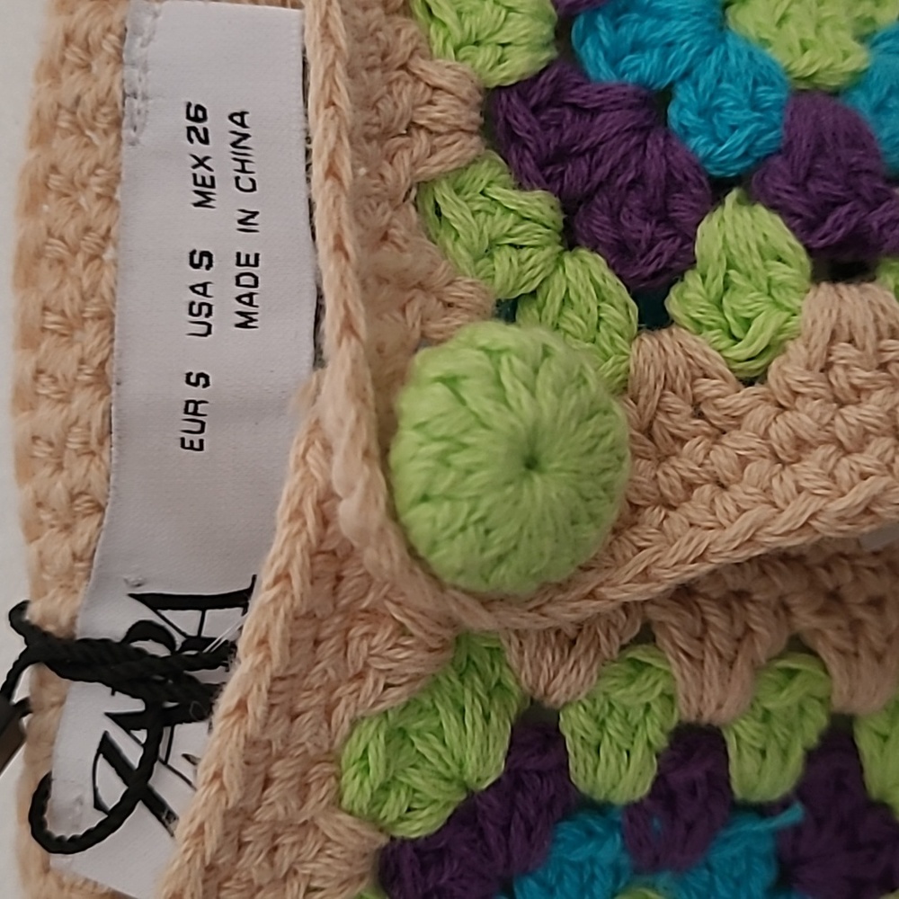 Zara Women's Crochet Crop Top - Picture 5 of 8